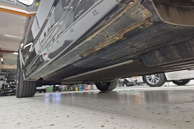 Used Li Auto L7 2023 Air model Left Side Sill
