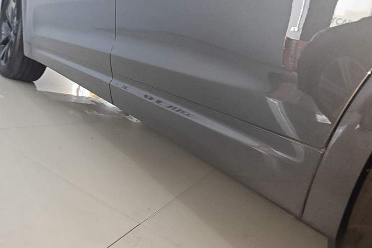 Used Li Auto L7 2023 Air model Left Side Sill
