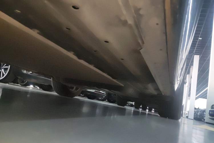 Used Li Auto L7 2023 Pro Model Left Side Sill