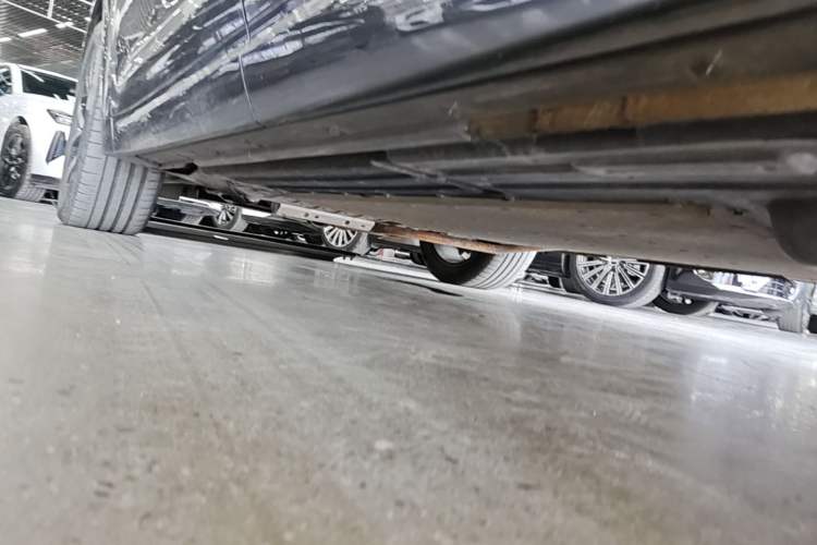 Used Li Auto L7 2023 Pro Model Left Side Sill