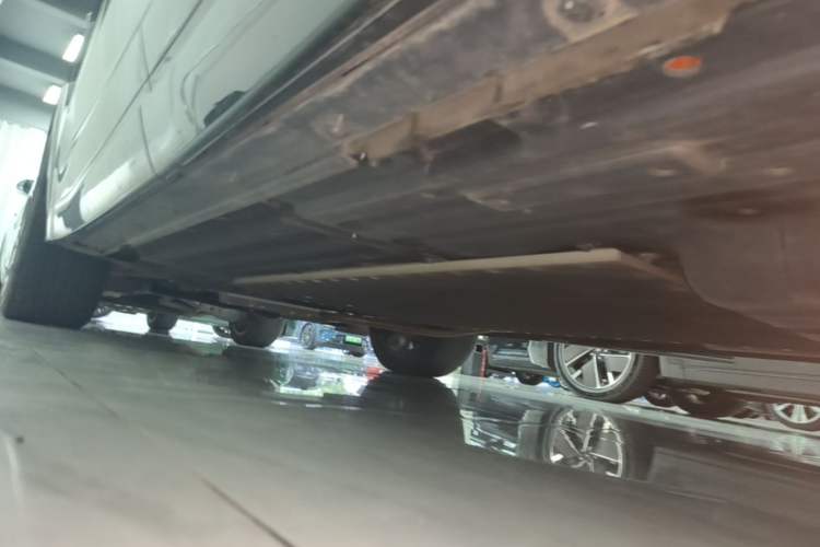 Used Li Auto L7 2023 Air model Left Side Sill