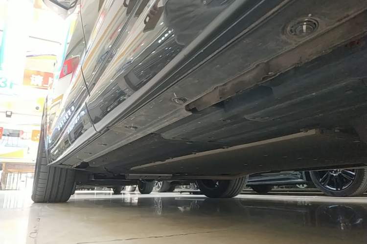Used Li Auto L7 2023 Pro Model Left Side Sill