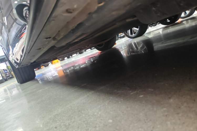 Used Li Auto L7 2023 Pro Model Left Side Sill
