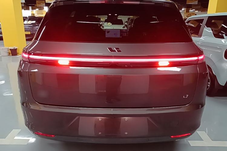 Used Li Auto L7 2023 Pro Model Rear