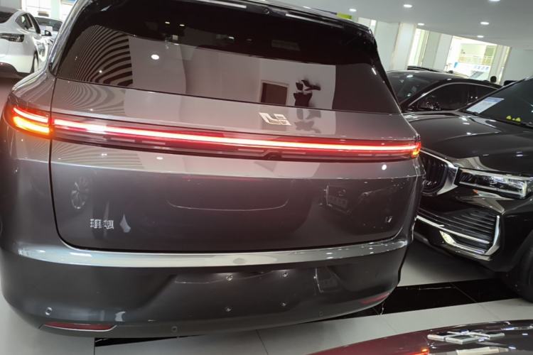 Used Li Auto L7 2023 Pro Model Rear