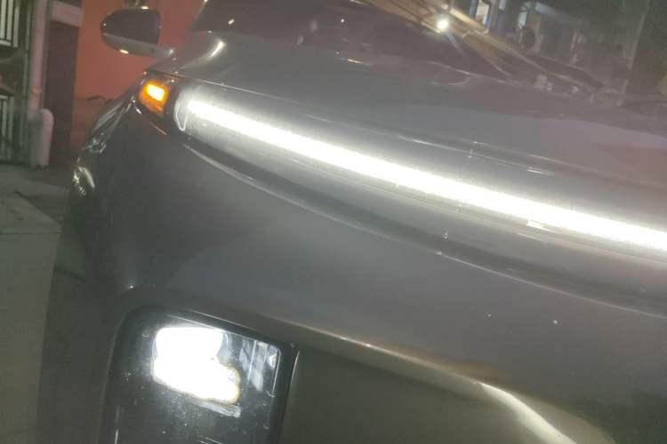 Used Li Auto L7 2023 Air model Right Front Headlight
