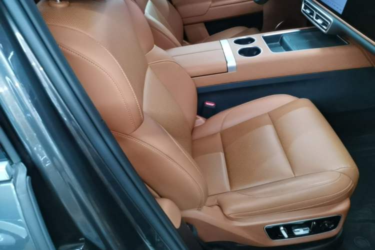 Used Li Auto L7 2023 Pro Model Right Front Seat