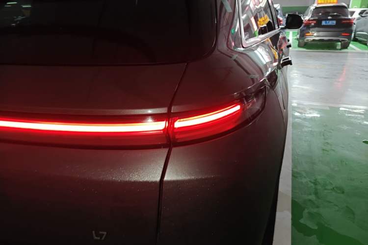 Used Li Auto L7 2023 Pro Model Right Rear Taillight