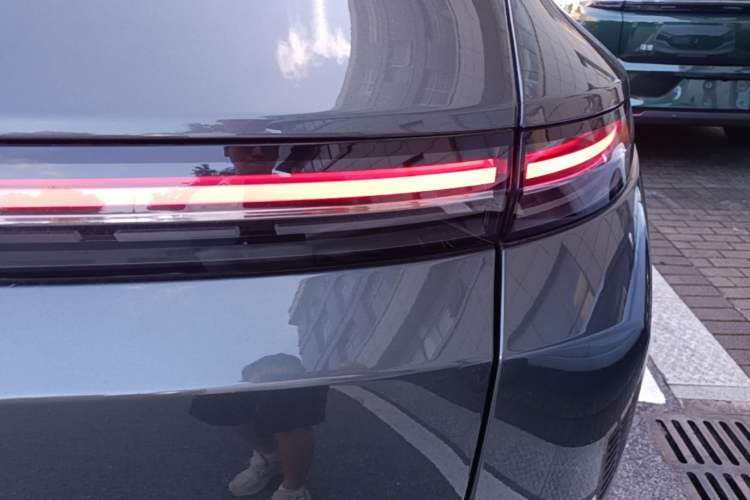 Used Li Auto L7 2023 Pro Model Right Rear Taillight