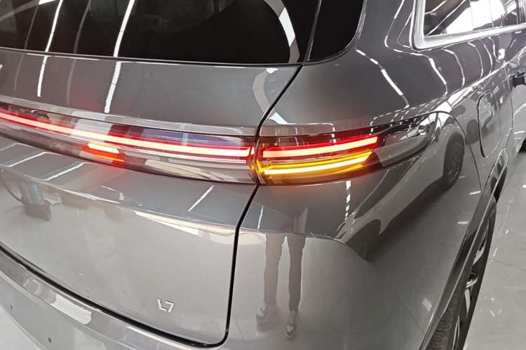 Used Li Auto L7 2023 Pro Model Right Rear Taillight