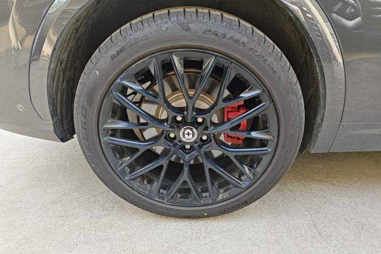 Used Li Auto L7 2023 Air model Right Rear Wheel Hub