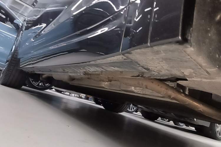 Used Li Auto L7 2023 Max model Right Side Sill