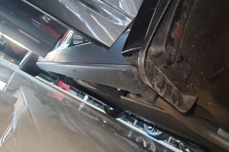 Used Li Auto L7 2023 Pro Model Right Side Sill