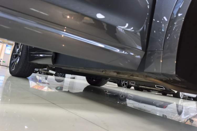 Used Li Auto L7 2023 Air model Right Side Sill