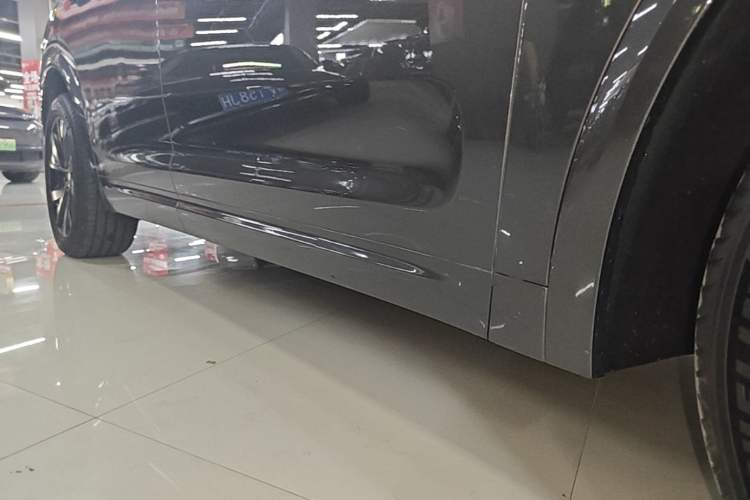 Used Li Auto L7 2023 Air model Right Side Sill