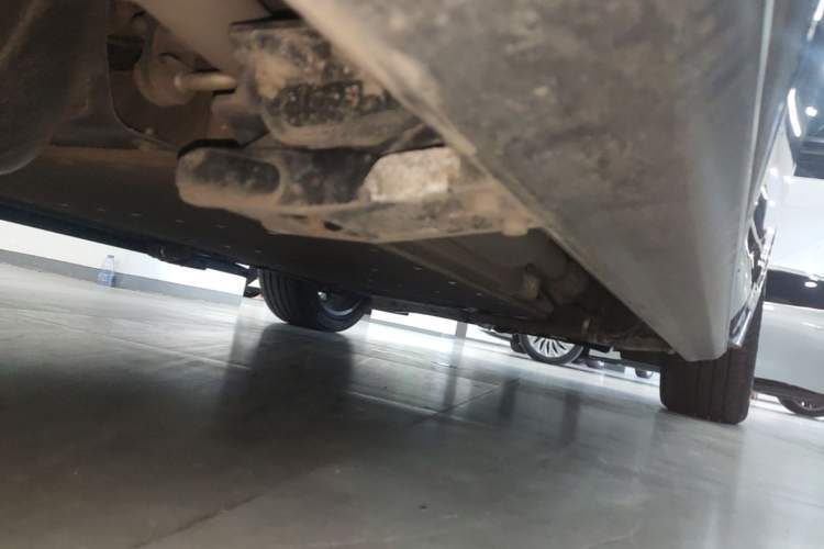 Used Li Auto L7 2023 Pro Model Right Side Sill