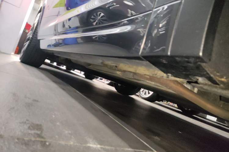 Used Li Auto L7 2023 Max model Right Side Sill
