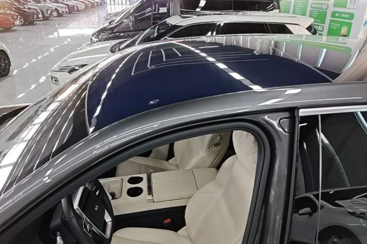 Used Li Auto L7 2023 Pro Model Roof