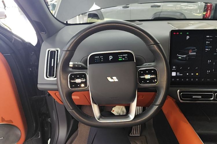 Used Li Auto L7 2023 Pro Model Steering Wheel