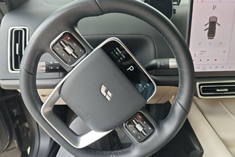 Used Li Auto L7 2023 Pro Model Steering Wheel