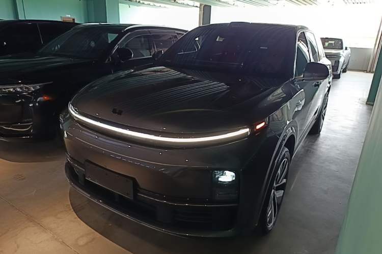 Ojetý Li Auto L7 2023 Max model Guazi used car, China used car export, Used car for sale, Used cars, Cheapest cars for sale
