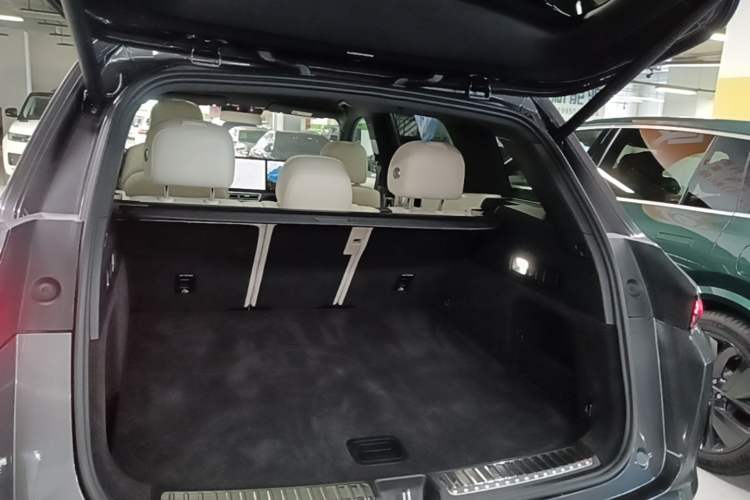 Used Li Auto L7 2023 Max model Trunk