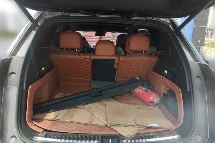 Used Li Auto L7 2023 Air model Trunk