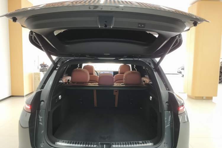 Used Li Auto L7 2023 Air model Trunk