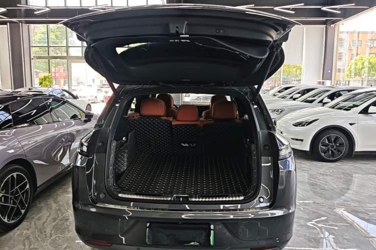 Used Li Auto L7 2023 Air model Trunk