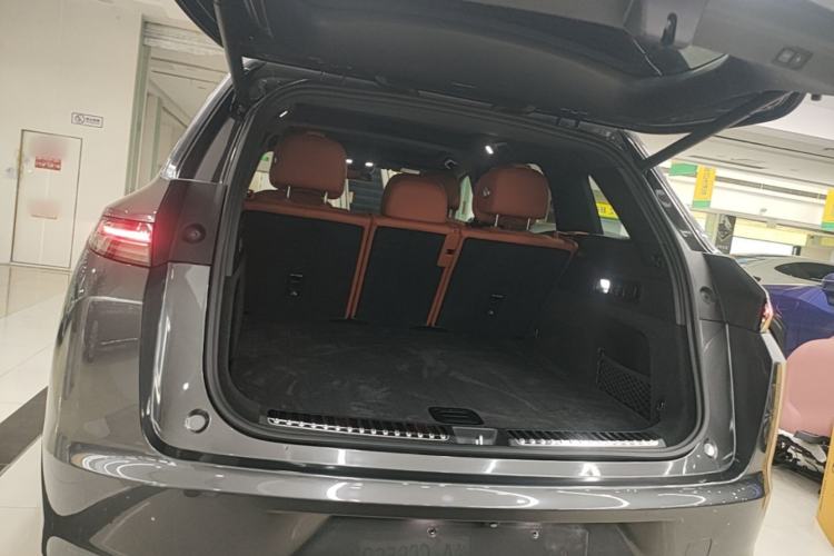 Used Li Auto L7 2023 Pro Model Trunk