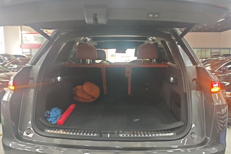 Used Li Auto L7 2023 Pro Model Trunk