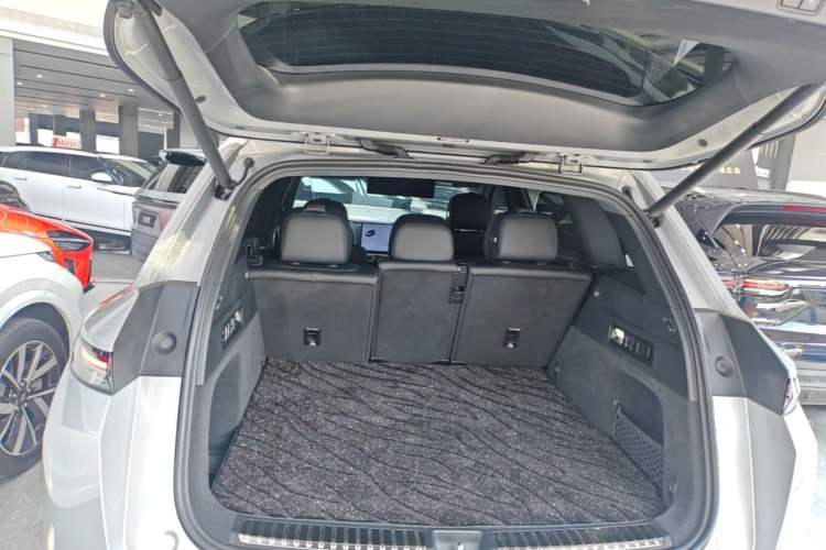 Used Li Auto L7 2023 Max model Trunk