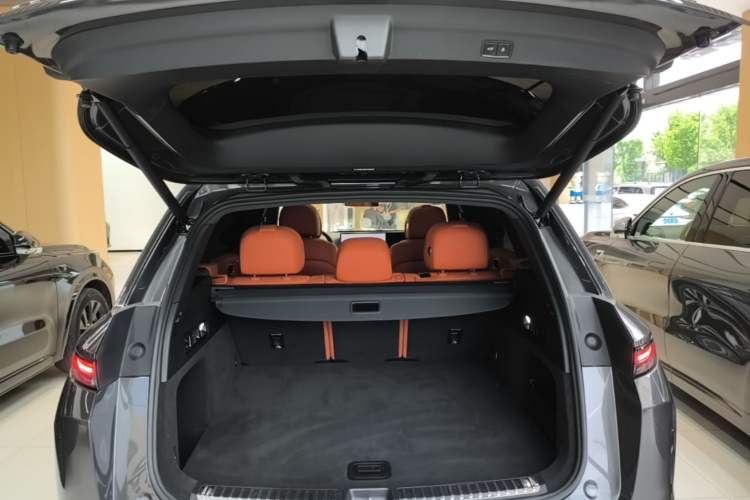 Used Li Auto L7 2023 Air model Trunk