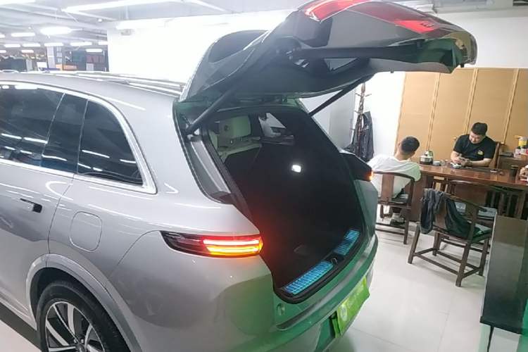 Used Li Auto L7 2023 Pro Model Trunk