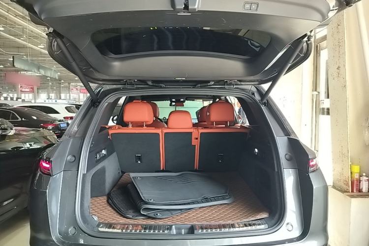 Used Li Auto L7 2023 Pro Model Trunk