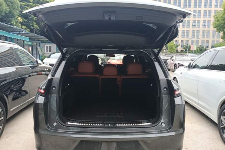 Used Li Auto L7 2023 Max model Trunk