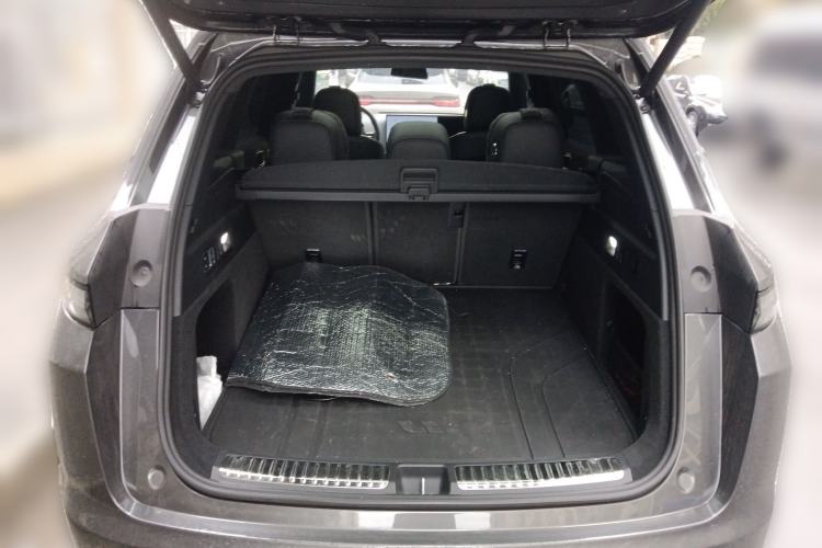 Used Li Auto L7 2023 Pro Model Trunk