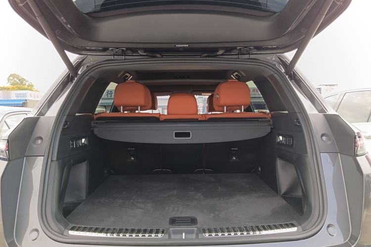 Used Li Auto L7 2023 Pro Model Trunk