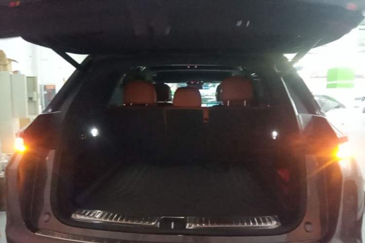 Used Li Auto L7 2023 Air model Trunk