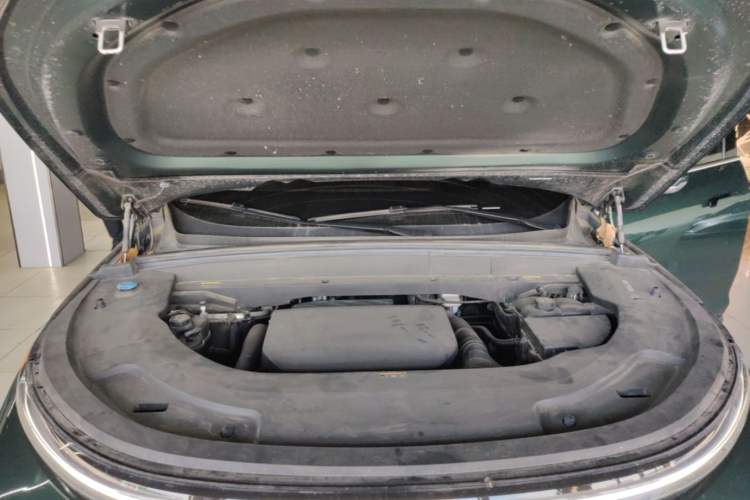 Used Li Auto L7 2023 Max model Engine Bay