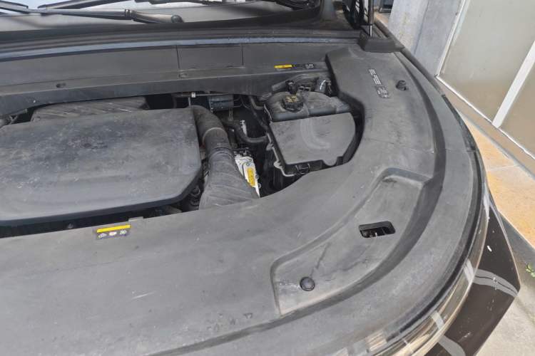 Used Li Auto L7 2023 Air model Engine Bay Left