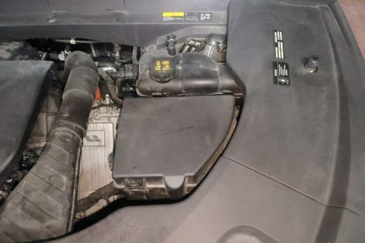 Used Li Auto L7 2023 Air model Engine Bay Left