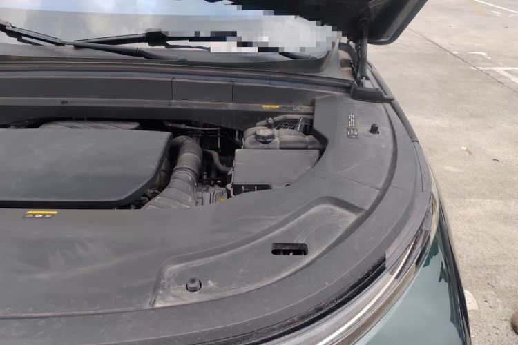 Used Li Auto L7 2023 Pro Model Engine Bay Left