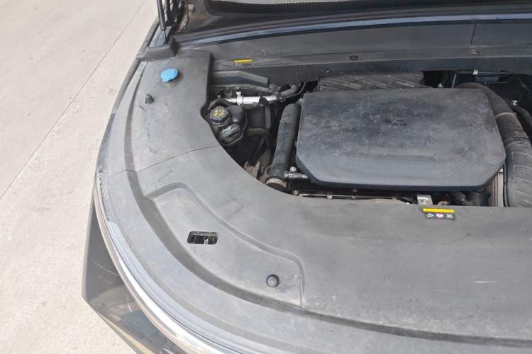 Used Li Auto L7 2023 Air model Engine Bay Right