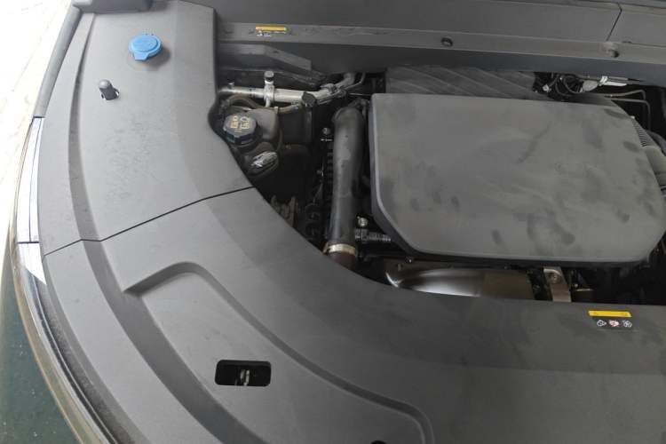Used Li Auto L7 2023 Max model Engine Bay Right