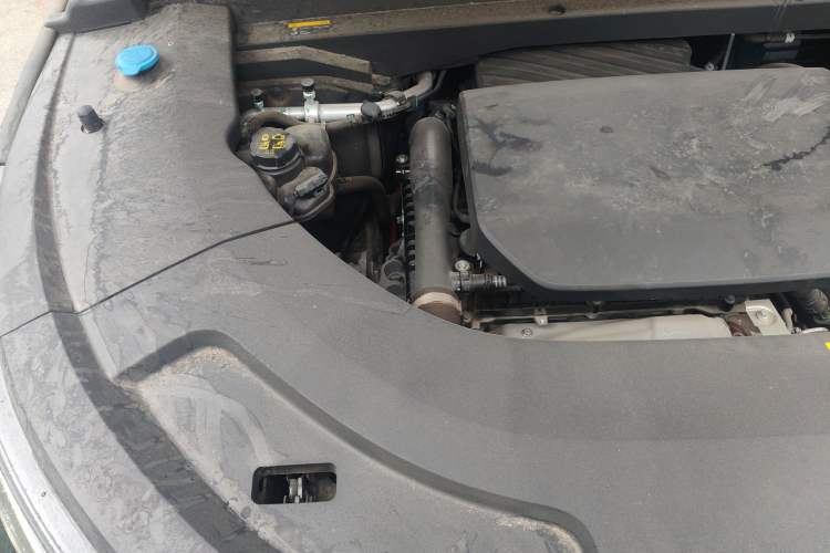 Used Li Auto L7 2023 Air model Engine Bay Right