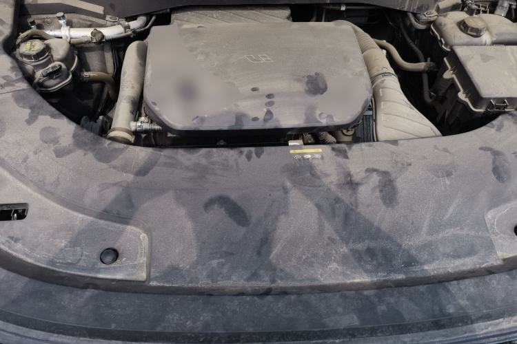 Used Li Auto L7 2023 Pro Model Engine Bay