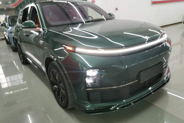 Used Li Auto L7 2023 Pro Model Exterior 2