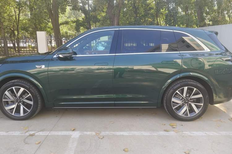 Used Li Auto L7 2023 Pro Model Exterior 3