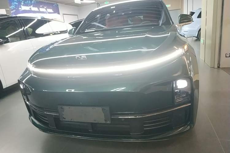 Used Li Auto L7 2023 Pro Model Front